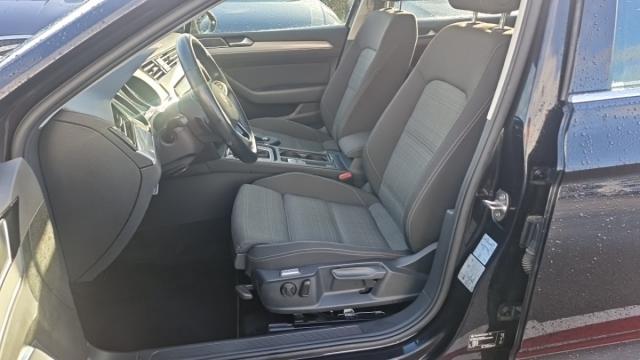 Volkswagen Passat Sw image 8