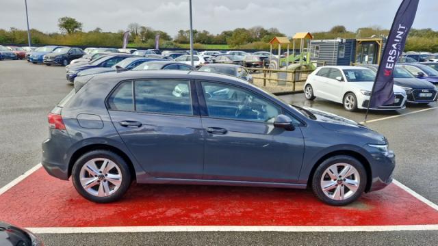 Volkswagen Golf image 6