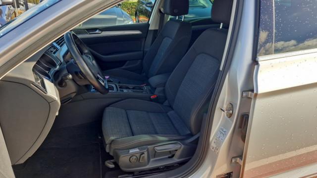 Volkswagen Passat image 7