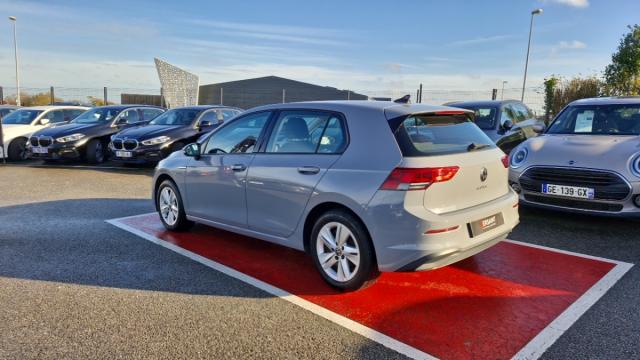 Volkswagen Golf image 6