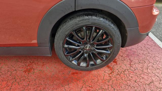 Mini Clubman image 3