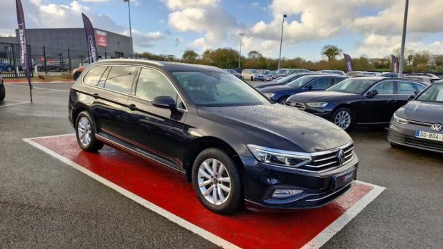 Volkswagen Passat Sw image 2