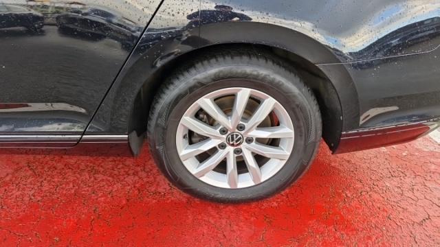 Volkswagen Passat Sw image 7