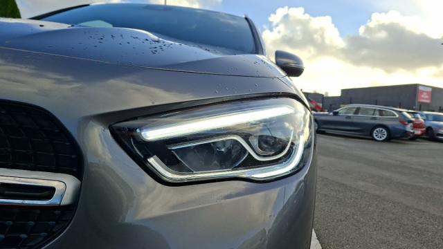 Mercedes Benz Gla image 1