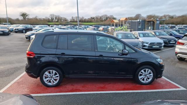 Volkswagen Touran image 1