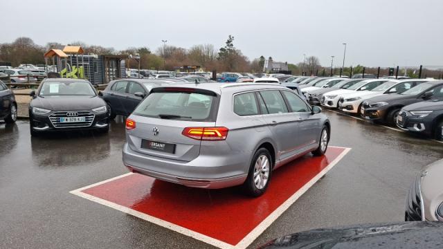 Volkswagen Passat Sw image 9