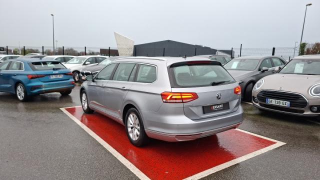 Volkswagen Passat Sw image 2