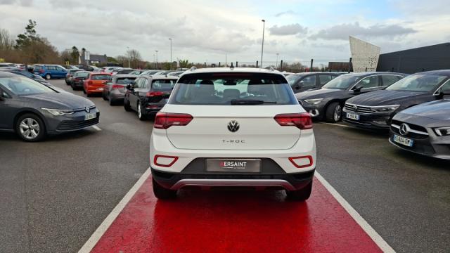 Volkswagen T-Roc image 9