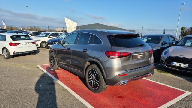 Mercedes Benz Gla image 6