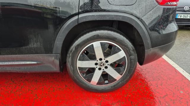 Mercedes Benz Glb image 4