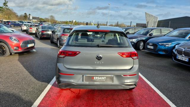 Volkswagen Golf image 8