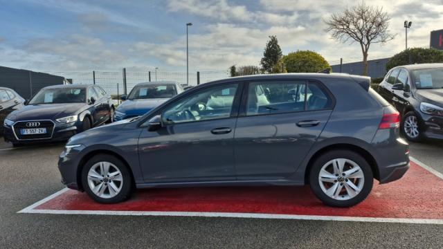 Volkswagen Golf image 9