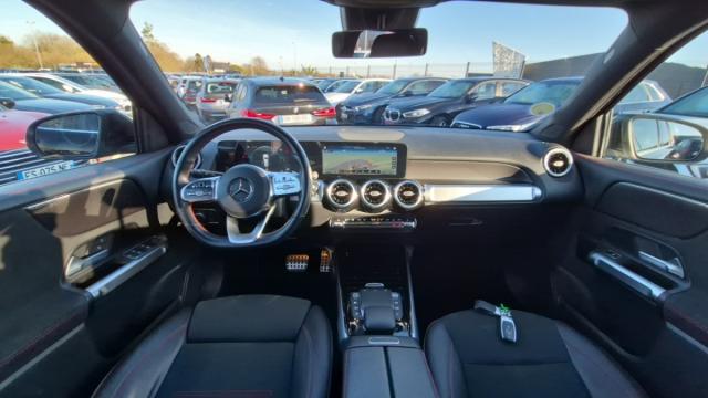 Mercedes Benz Glb image 8