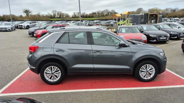 Volkswagen T-Roc image 3