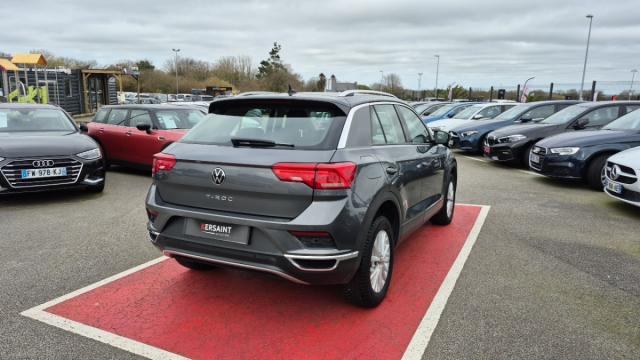 Volkswagen T-Roc image 6