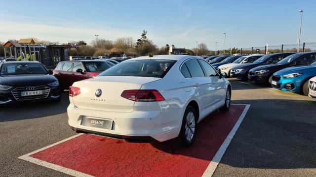 Volkswagen Passat image 7