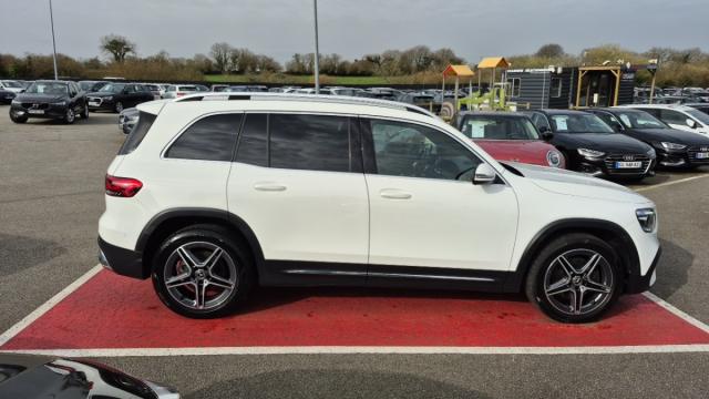 Mercedes Benz Glb image 8