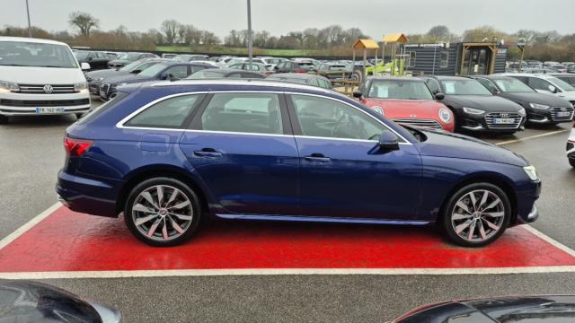 Audi A4 Avant image 9