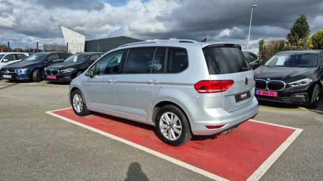 Volkswagen Touran image 2