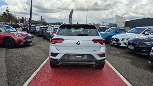 Volkswagen T-Roc image 9