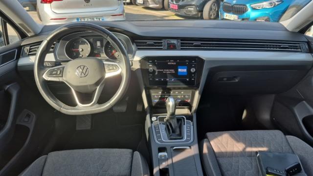 Volkswagen Passat Sw image 2