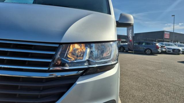 Volkswagen Caravelle image 7
