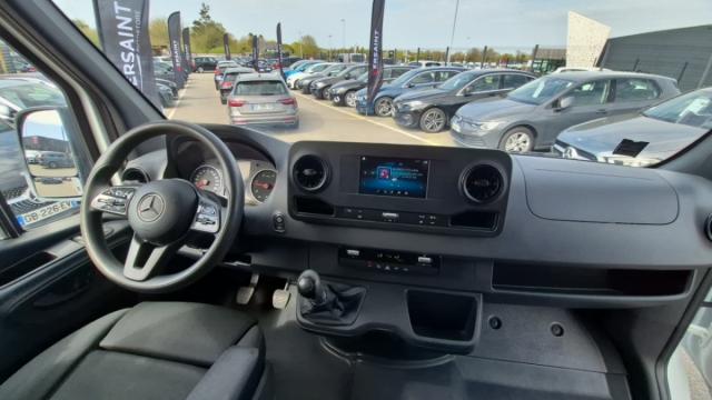 Mercedes Benz Sprinter image 9