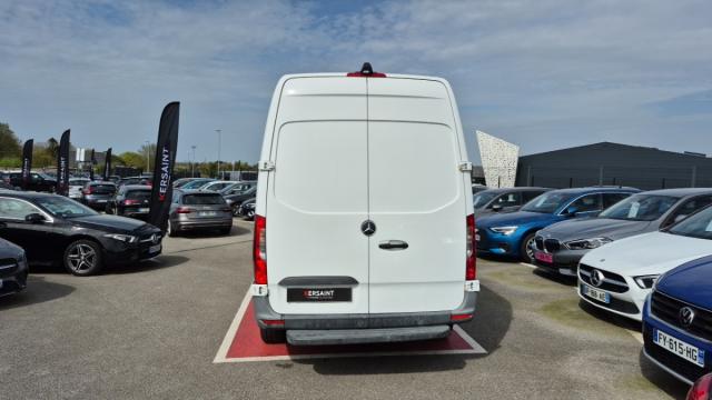 Mercedes Benz Sprinter image 5