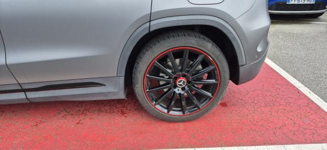 Mercedes Benz Gla image 3