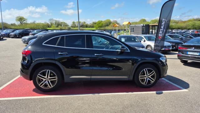 Mercedes Benz Gla image 8