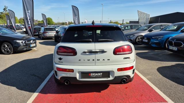 Mini Clubman image 2