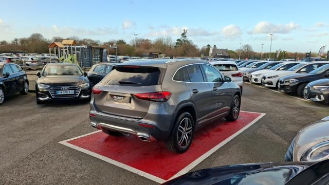 Mercedes Benz Gla image 3