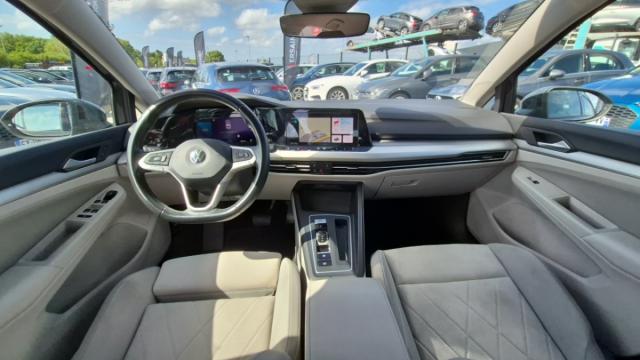 Volkswagen Golf image 6