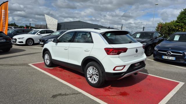 Volkswagen T-Roc image 3