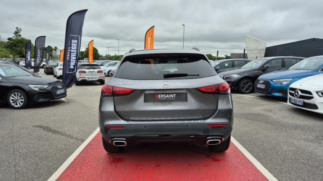 Mercedes Benz Gla image 1