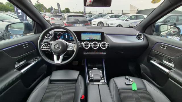Mercedes Benz Gla image 9