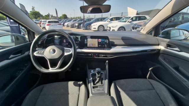 Volkswagen Golf image 4