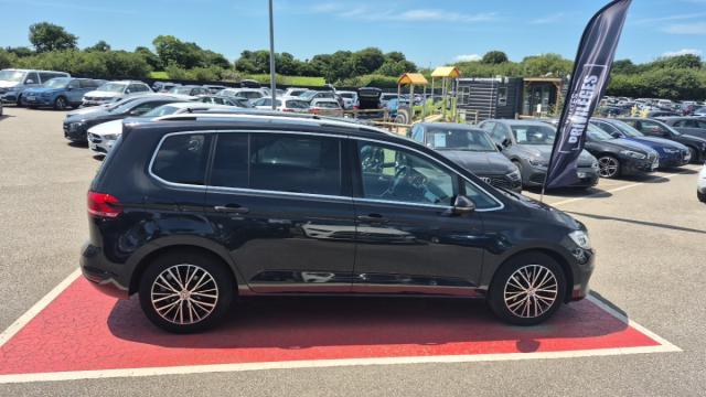 Volkswagen Touran image 3
