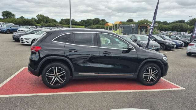 Mercedes Benz Gla image 9