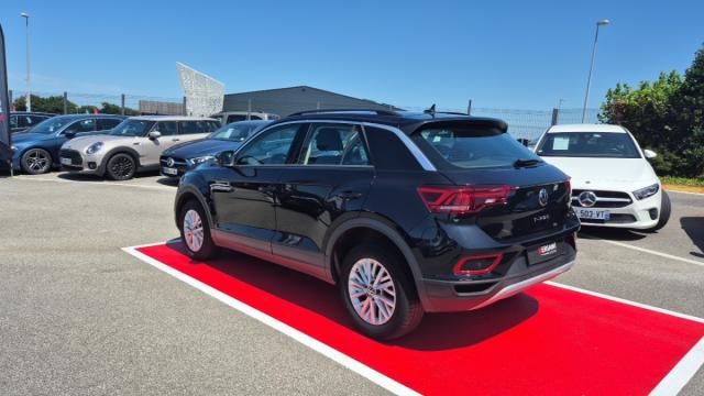 Volkswagen T-Roc image 3