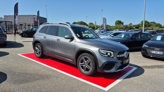 Mercedes Benz Glb image 9
