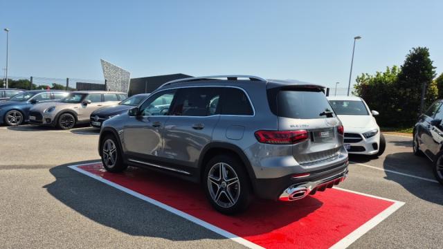 Mercedes Benz Glb image 7