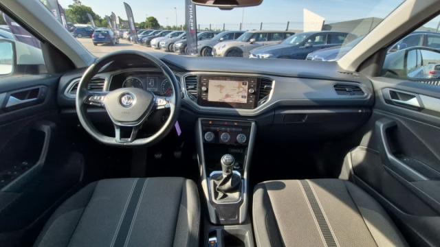 Volkswagen T-Roc image 5