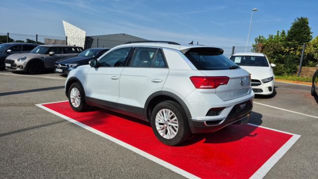 Volkswagen T-Roc image 8