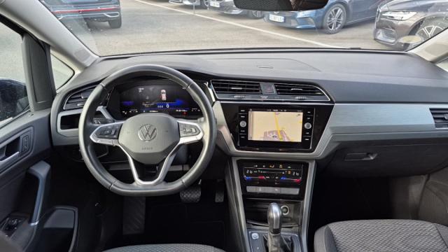 Volkswagen Touran image 9