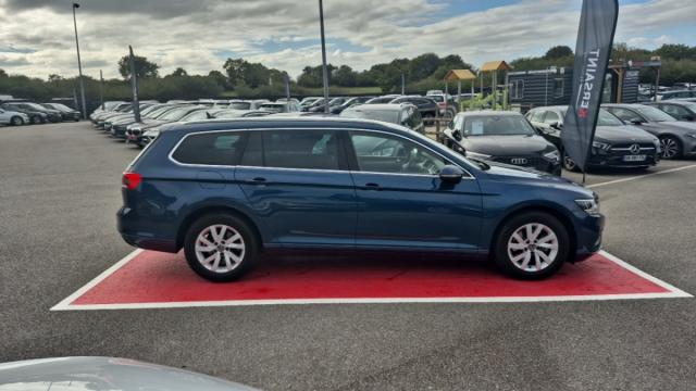 Volkswagen Passat Sw image 9