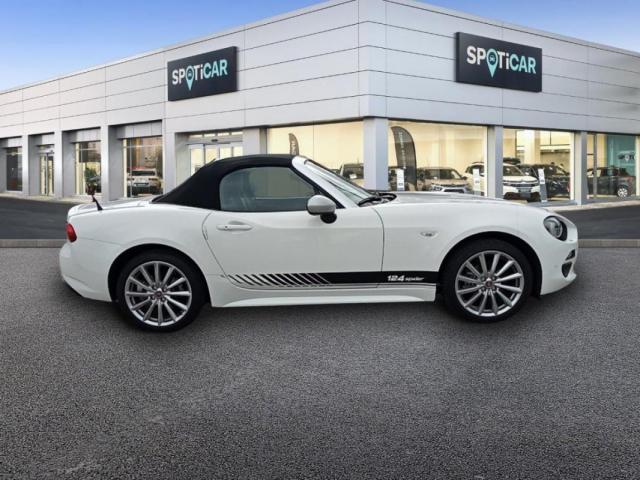 Fiat 124 Spider image 6