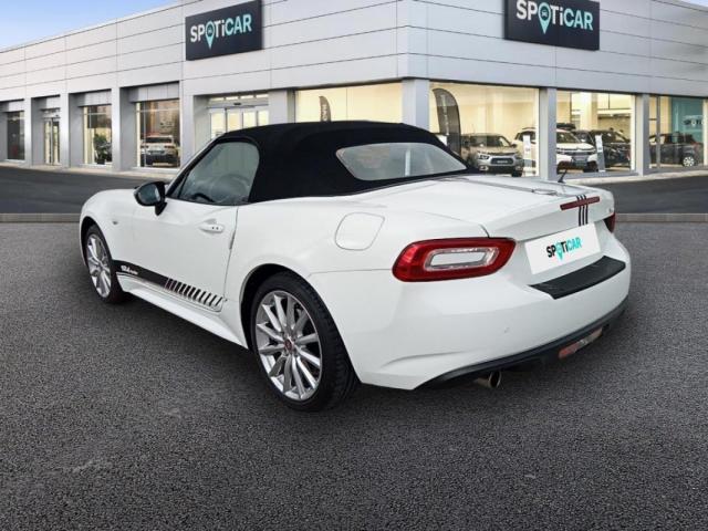 Fiat 124 Spider image 3