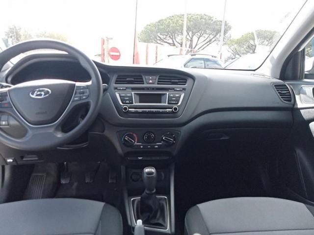 Hyundai I20 image 8