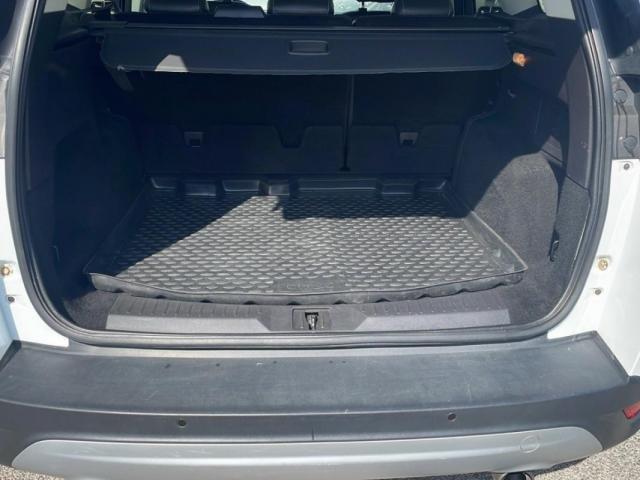 Ford Kuga image 1